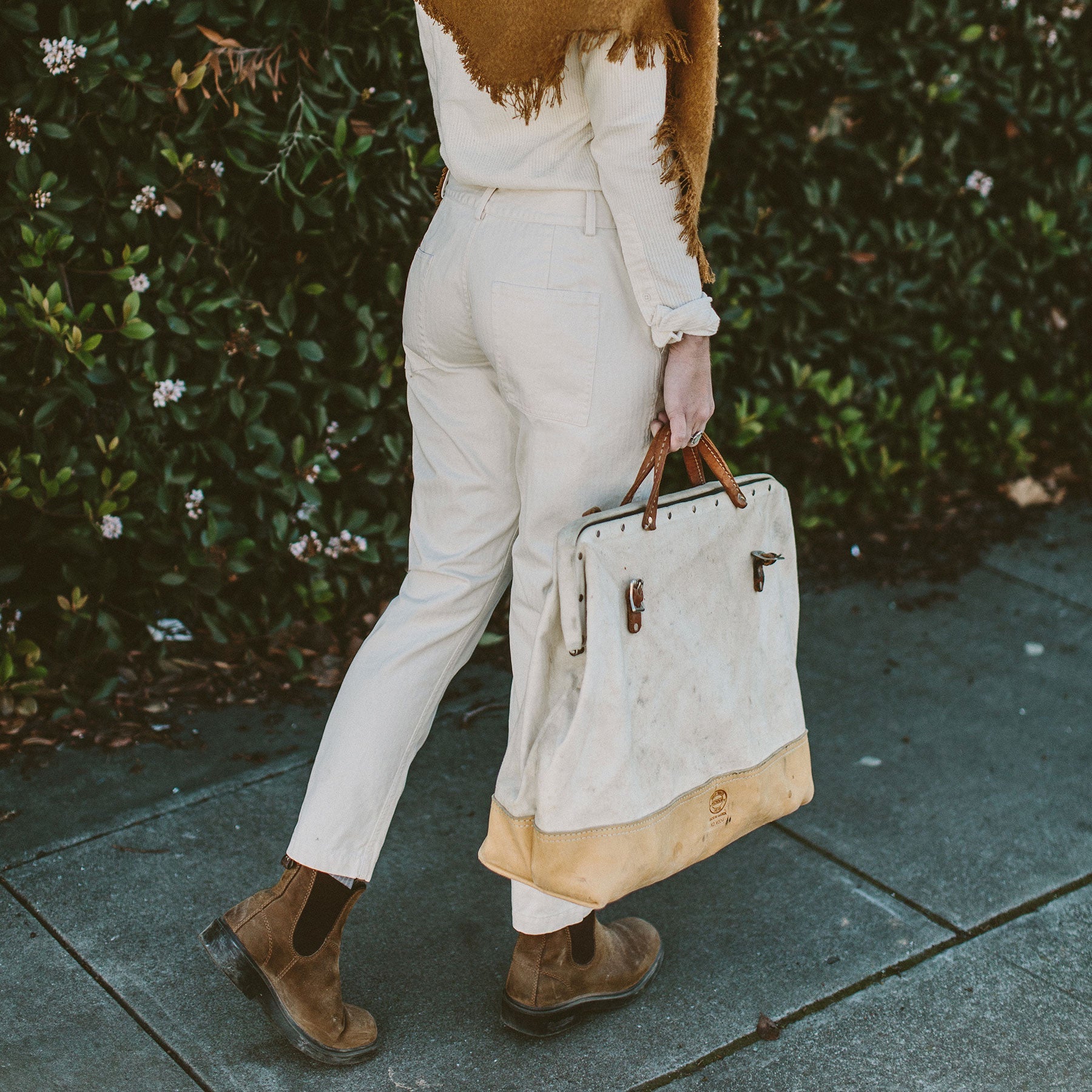 The Abel Pant in Natural