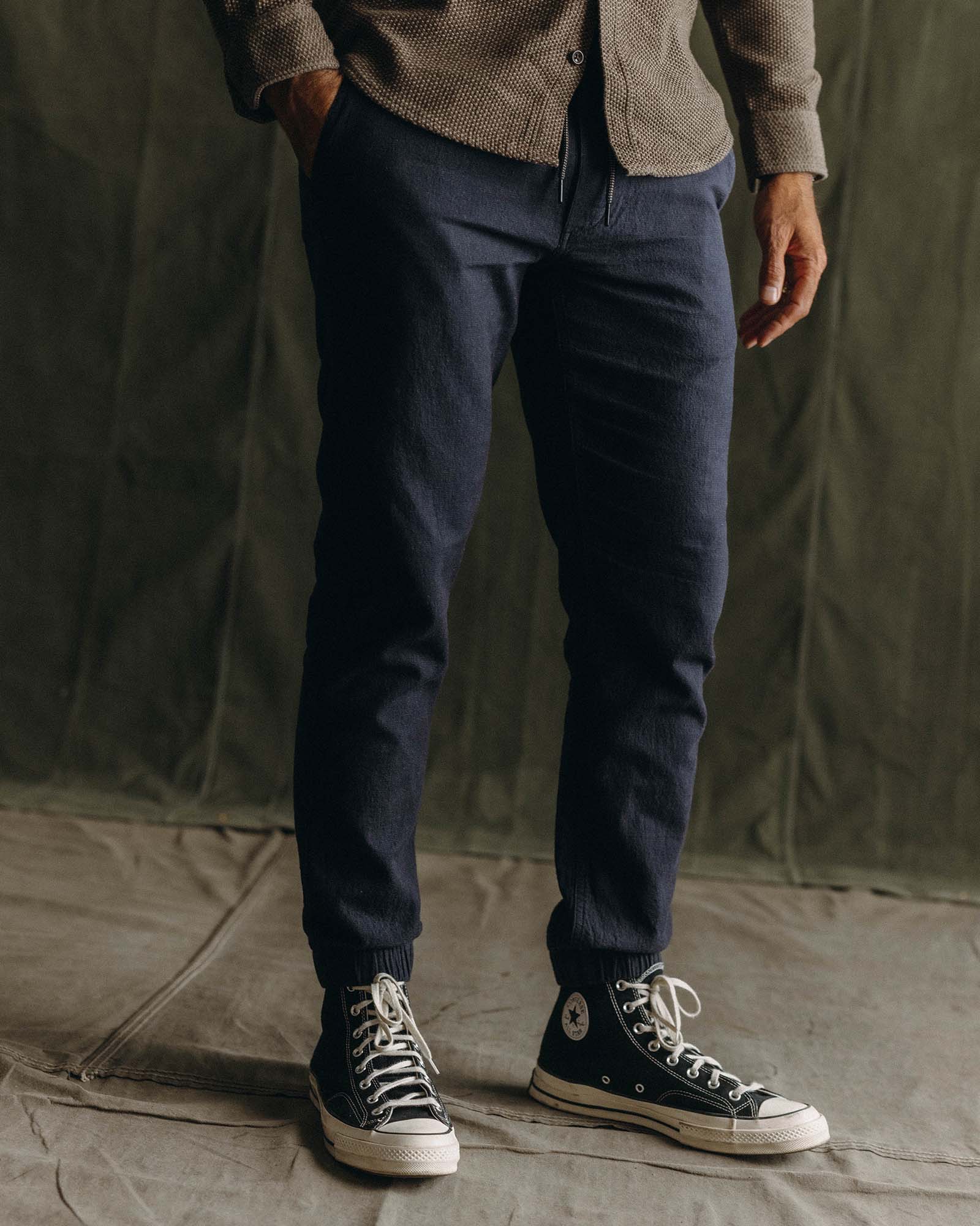 The Apres Pant in Coal Double Cloth