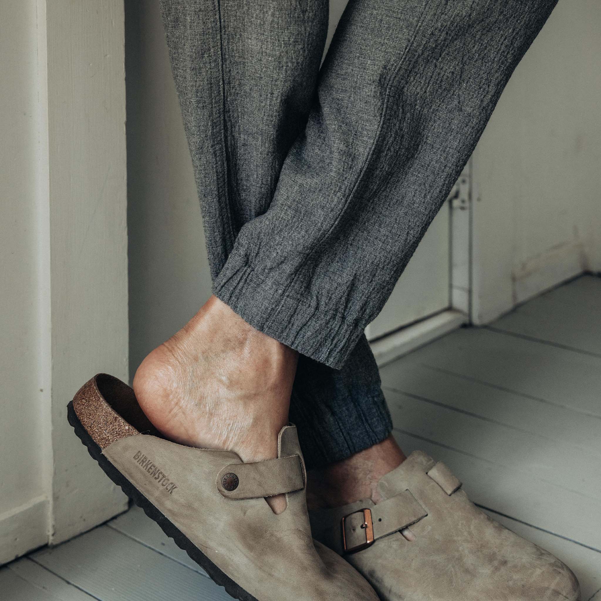 The Apres Pant in Heather Grey Double Cloth