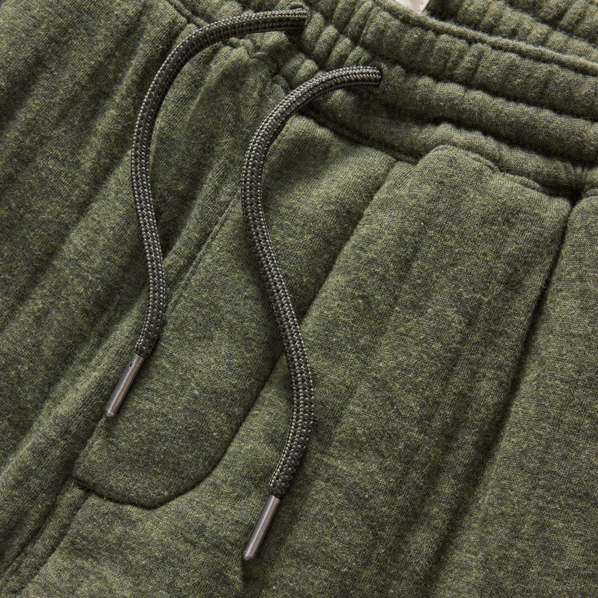 The Apres Pant in Heather Fatigue Olive Quilted Jersey