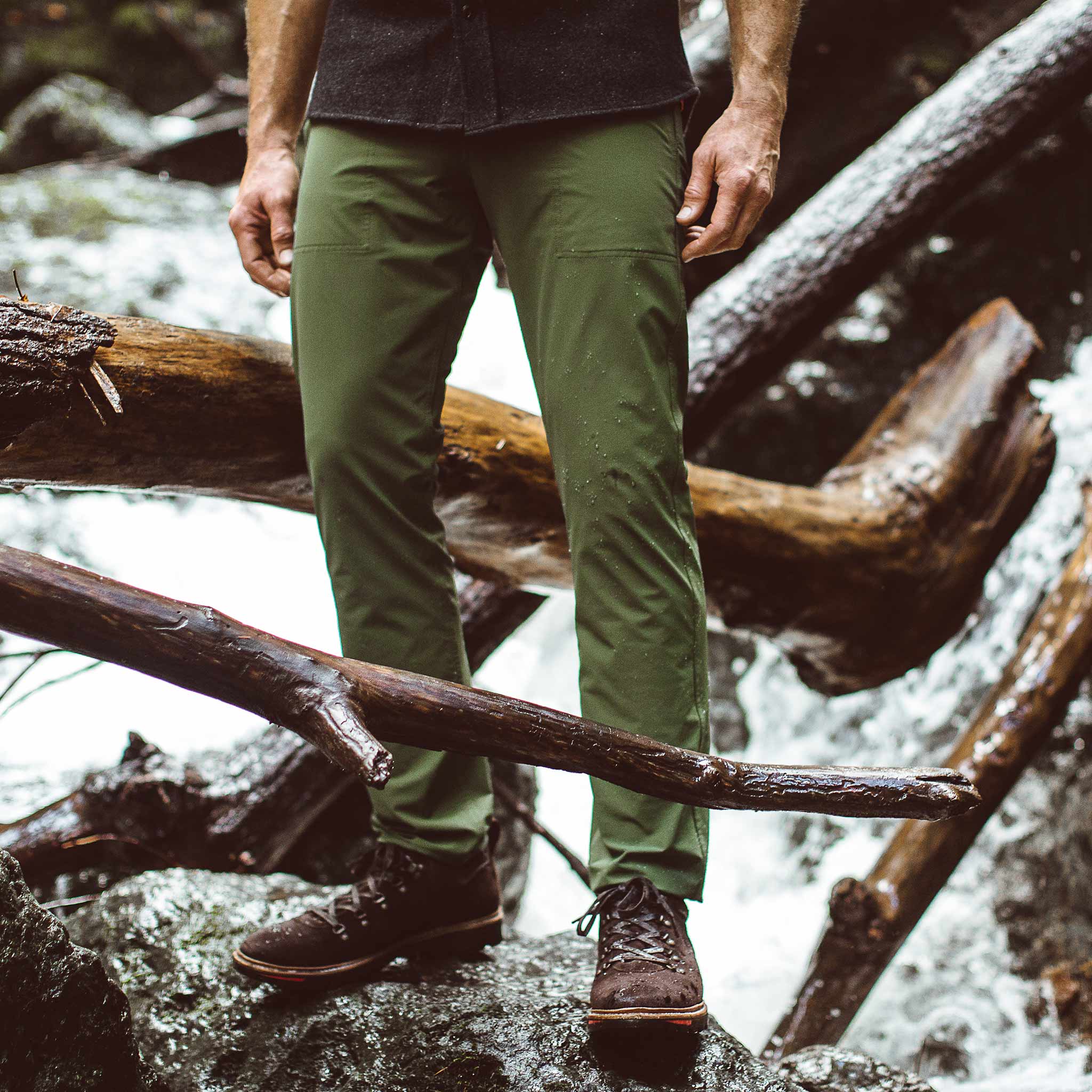 The Alpine Pant in Moss